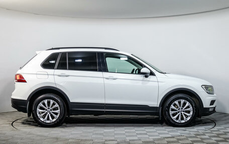 Volkswagen Tiguan II, 2019 год, 2 274 000 рублей, 4 фотография