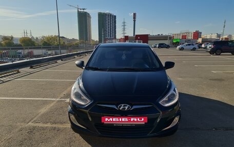 Hyundai Solaris II рестайлинг, 2014 год, 725 000 рублей, 2 фотография