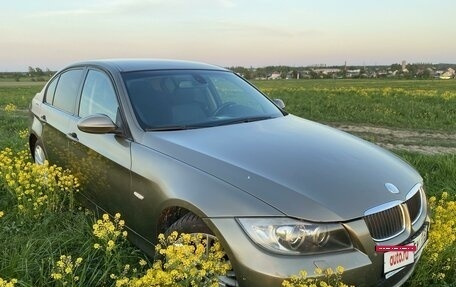 BMW 3 серия, 2007 год, 700 000 рублей, 25 фотография