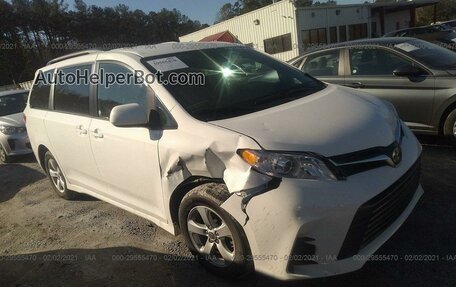 Toyota Sienna III, 2019 год, 3 200 000 рублей, 18 фотография