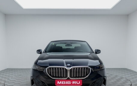 BMW 5 серия, 2023 год, 10 490 000 рублей, 2 фотография