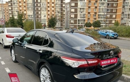 Toyota Camry, 2020 год, 3 500 000 рублей, 4 фотография