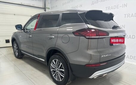 Geely Atlas, 2023 год, 2 600 000 рублей, 6 фотография