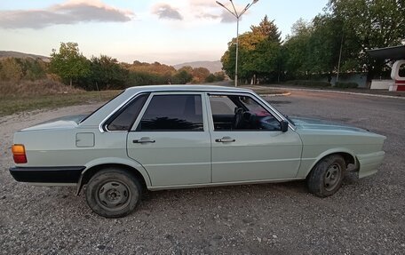 Audi 80, 1986 год, 180 000 рублей, 2 фотография