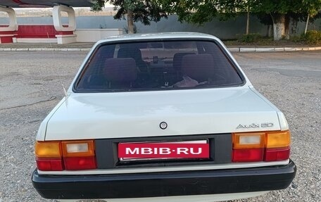 Audi 80, 1986 год, 180 000 рублей, 3 фотография