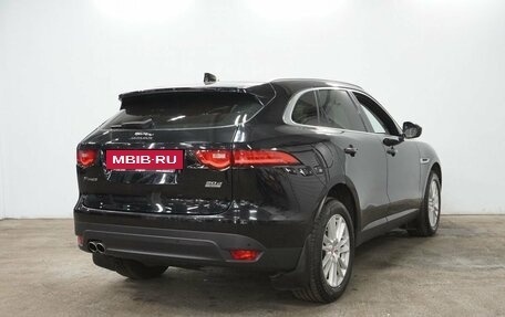 Jaguar F-Pace, 2018 год, 3 300 000 рублей, 8 фотография