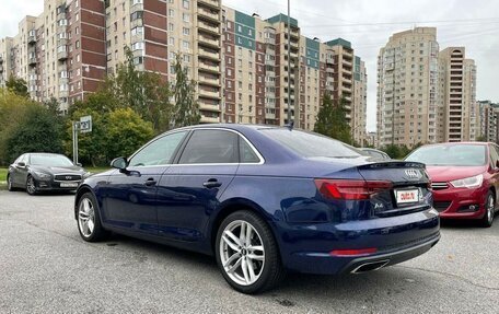 Audi A4, 2019 год, 2 700 000 рублей, 4 фотография