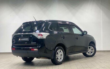 Mitsubishi Outlander III рестайлинг 3, 2013 год, 1 670 000 рублей, 5 фотография