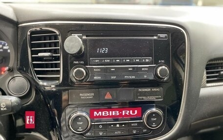 Mitsubishi Outlander III рестайлинг 3, 2013 год, 1 670 000 рублей, 7 фотография