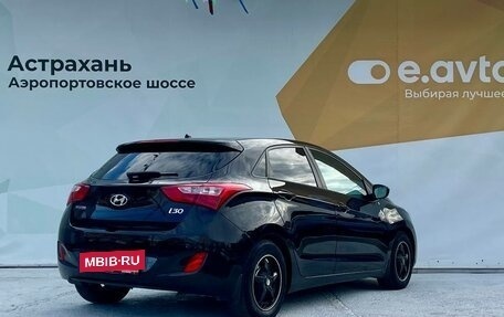 Hyundai i30 II рестайлинг, 2012 год, 925 000 рублей, 4 фотография