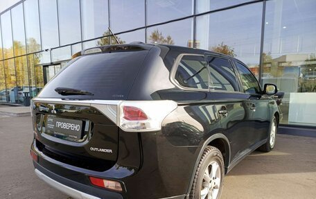 Mitsubishi Outlander III рестайлинг 3, 2014 год, 1 774 000 рублей, 5 фотография