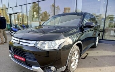 Mitsubishi Outlander III рестайлинг 3, 2014 год, 1 774 000 рублей, 1 фотография