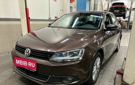 Volkswagen Jetta VI, 2014 год, 1 177 000 рублей, 1 фотография