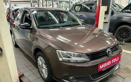 Volkswagen Jetta VI, 2014 год, 1 177 000 рублей, 3 фотография