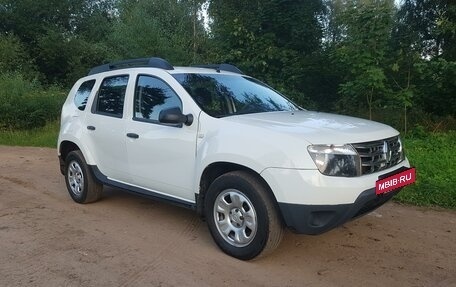 Renault Duster I рестайлинг, 2014 год, 899 000 рублей, 3 фотография