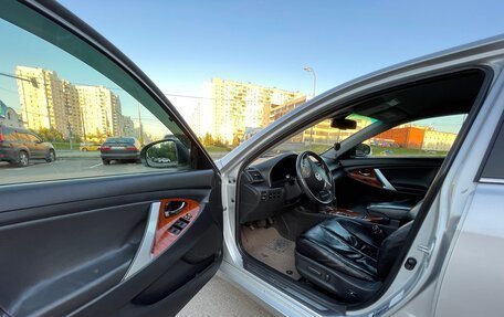 Toyota Camry, 2011 год, 1 200 000 рублей, 14 фотография