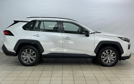 Toyota RAV4, 2024 год, 4 899 000 рублей, 8 фотография