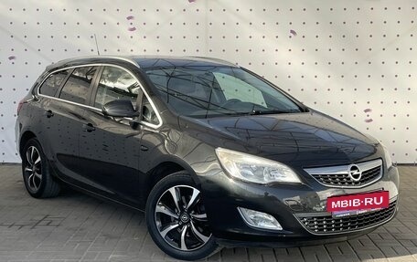 Opel Astra J, 2011 год, 980 000 рублей, 2 фотография