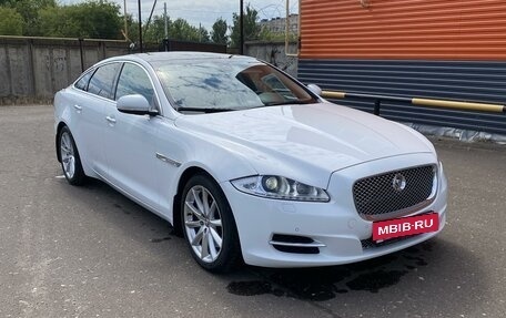 Jaguar XJ IV (X351), 2011 год, 2 370 000 рублей, 2 фотография