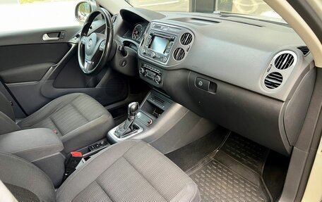 Volkswagen Tiguan I, 2012 год, 1 468 000 рублей, 10 фотография