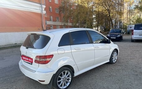 Mercedes-Benz B-Класс, 2010 год, 800 000 рублей, 4 фотография