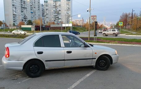 Hyundai Accent II, 2004 год, 300 000 рублей, 3 фотография