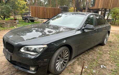 BMW 7 серия, 2012 год, 1 740 000 рублей, 3 фотография