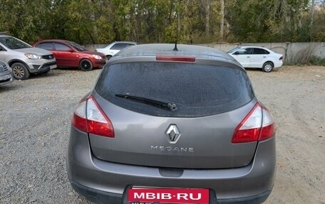 Renault Megane III, 2013 год, 670 000 рублей, 2 фотография