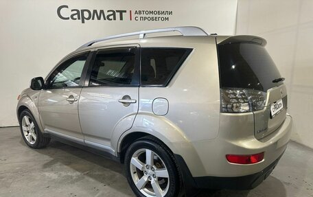 Mitsubishi Outlander III рестайлинг 3, 2007 год, 1 350 000 рублей, 7 фотография