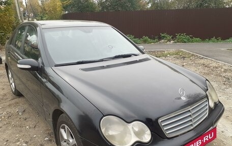 Mercedes-Benz C-Класс, 2005 год, 850 000 рублей, 9 фотография