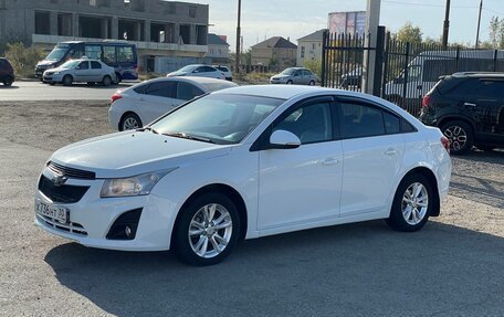 Chevrolet Cruze II, 2014 год, 910 000 рублей, 2 фотография