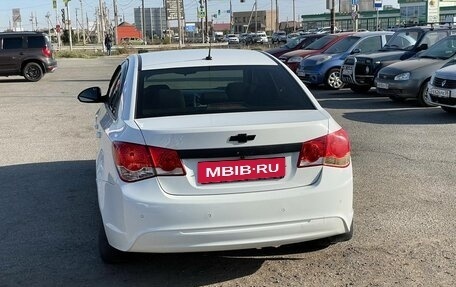 Chevrolet Cruze II, 2014 год, 910 000 рублей, 7 фотография