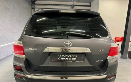 Toyota Highlander III, 2011 год, 2 229 000 рублей, 5 фотография