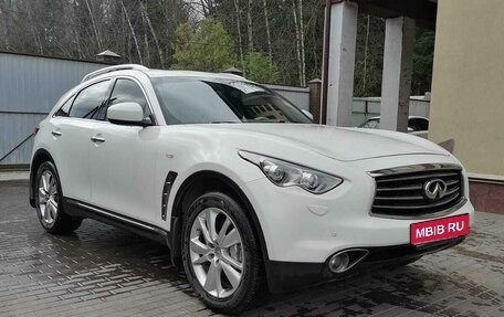 Infiniti FX II, 2011 год, 2 350 000 рублей, 1 фотография