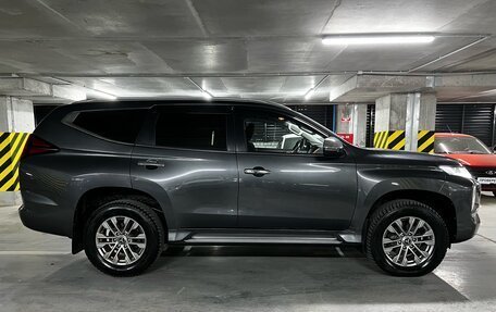 Mitsubishi Pajero Sport III рестайлинг, 2021 год, 4 149 000 рублей, 4 фотография