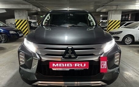 Mitsubishi Pajero Sport III рестайлинг, 2021 год, 4 149 000 рублей, 2 фотография