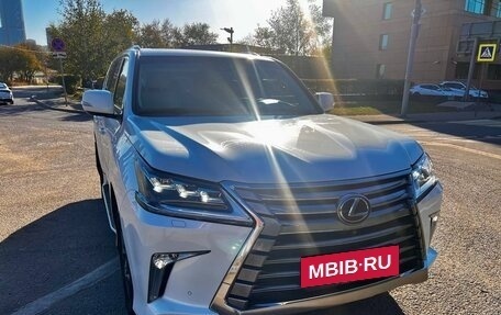 Lexus LX III, 2017 год, 8 500 000 рублей, 14 фотография