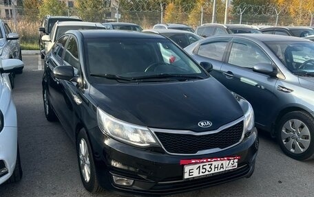 KIA Rio III рестайлинг, 2015 год, 1 086 000 рублей, 2 фотография