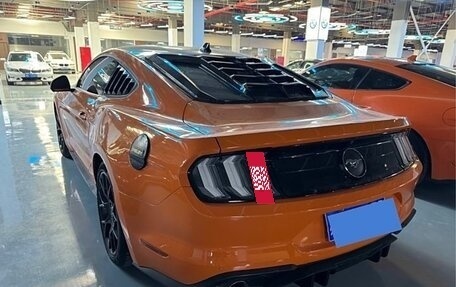 Ford Mustang VI рестайлинг, 2022 год, 3 100 000 рублей, 5 фотография