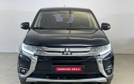 Mitsubishi Outlander III рестайлинг 3, 2016 год, 2 045 000 рублей, 2 фотография