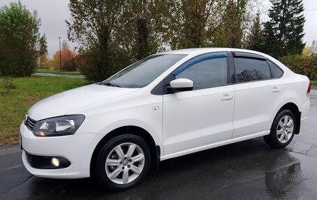 Volkswagen Polo VI (EU Market), 2013 год, 999 999 рублей, 1 фотография