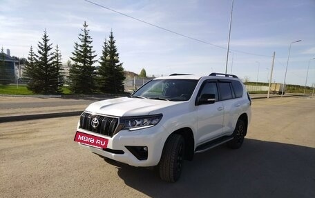 Toyota Land Cruiser Prado 150 рестайлинг 2, 2020 год, 8 500 000 рублей, 2 фотография