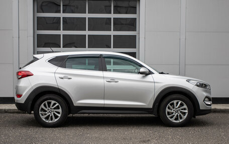 Hyundai Tucson III, 2016 год, 1 760 000 рублей, 6 фотография