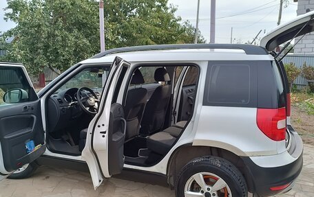 Skoda Yeti I рестайлинг, 2013 год, 1 100 000 рублей, 12 фотография