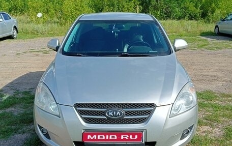 KIA cee'd I рестайлинг, 2008 год, 630 000 рублей, 1 фотография