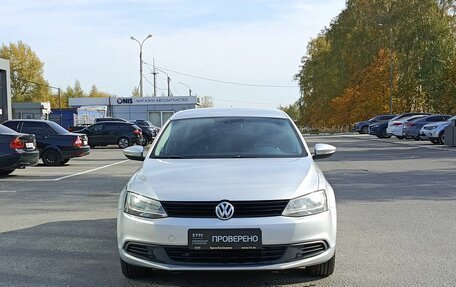 Volkswagen Jetta VI, 2013 год, 1 080 100 рублей, 2 фотография