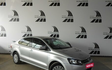 Volkswagen Polo VI (EU Market), 2013 год, 825 000 рублей, 3 фотография