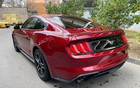 Ford Mustang VI рестайлинг, 2019 год, 2 999 000 рублей, 19 фотография