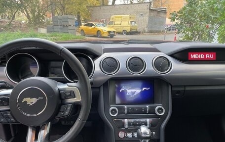 Ford Mustang VI рестайлинг, 2019 год, 2 999 000 рублей, 9 фотография