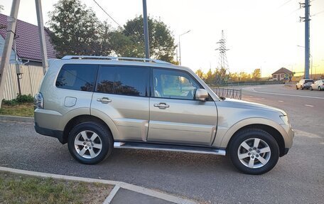 Mitsubishi Pajero IV, 2007 год, 1 390 000 рублей, 7 фотография